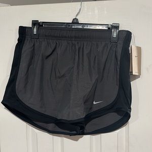 Nike shorts size large